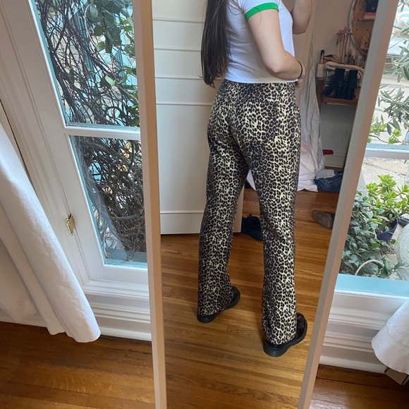 Flared leopard pants - Picture 3 of 5